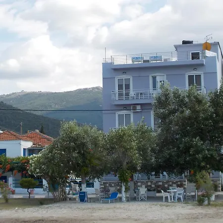 Hotel Prinos Отель *